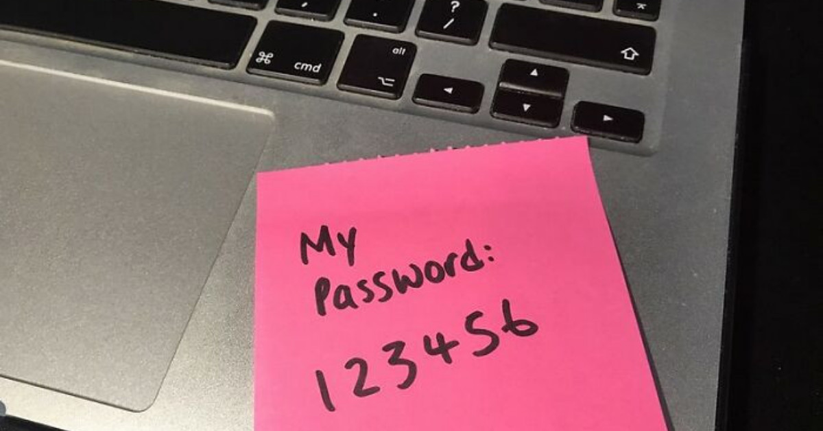 30 Facepalm-Worthy Requests That IT Workers Got