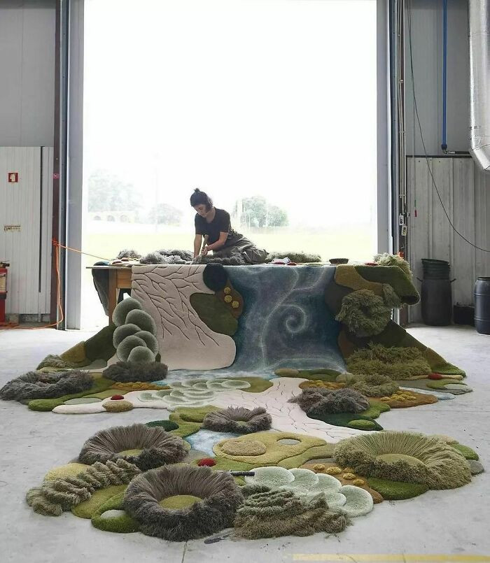 7. Hand-Tufted Rug By Vanessa Barragao