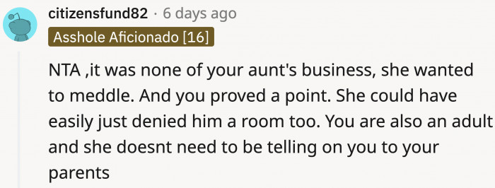 What would the aunt do if the problem suddenly appeared in her living room?