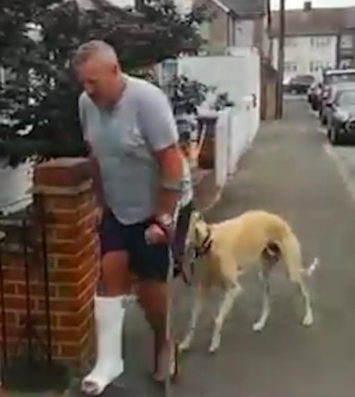 The trip involved scans and X-rays for Billy, which all amounted to around £300 ($400)—only for Russell to find out that there was nothing wrong and the dog was merely copying him out of sympathy.