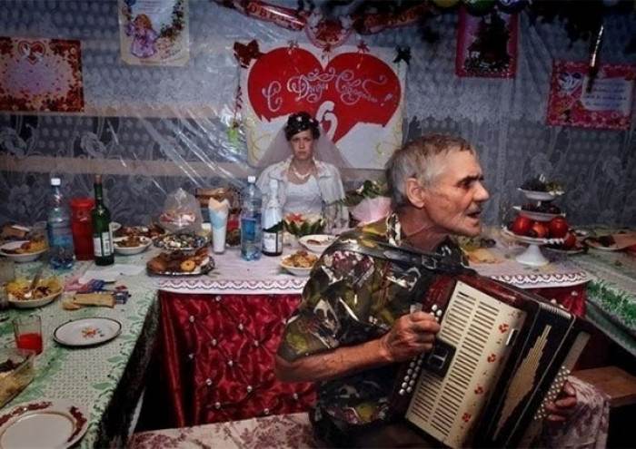 NonTraditional Russian Wedding Photos That Are Incredibly