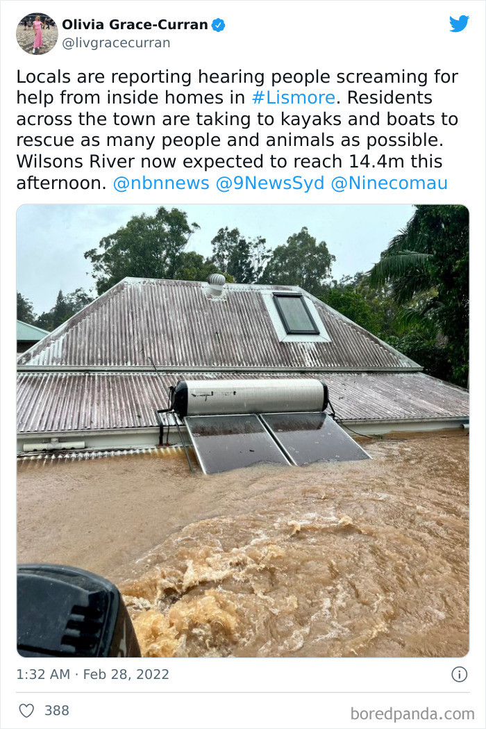 25. Entire houses lost to the flood.