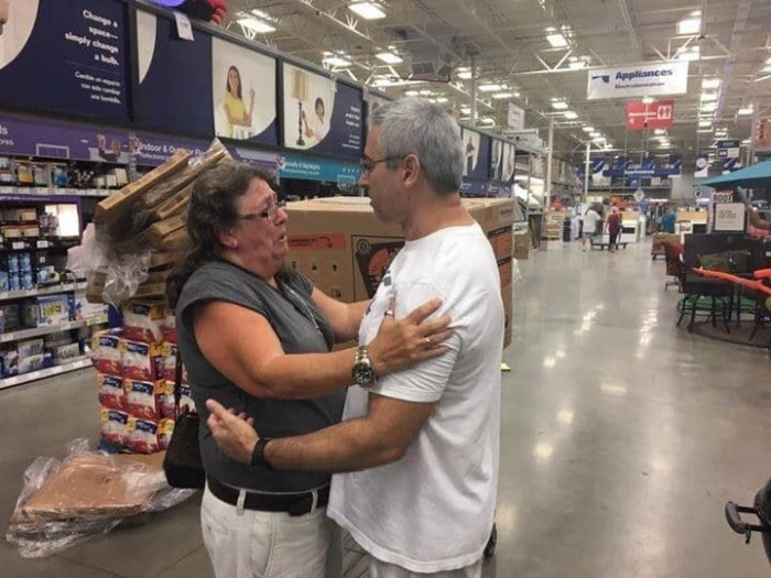 1. When hurricane Irma was underway this man was going to take the last generator at Lowe's but he gave it to this woman instead so that she can power her father's oxygen.