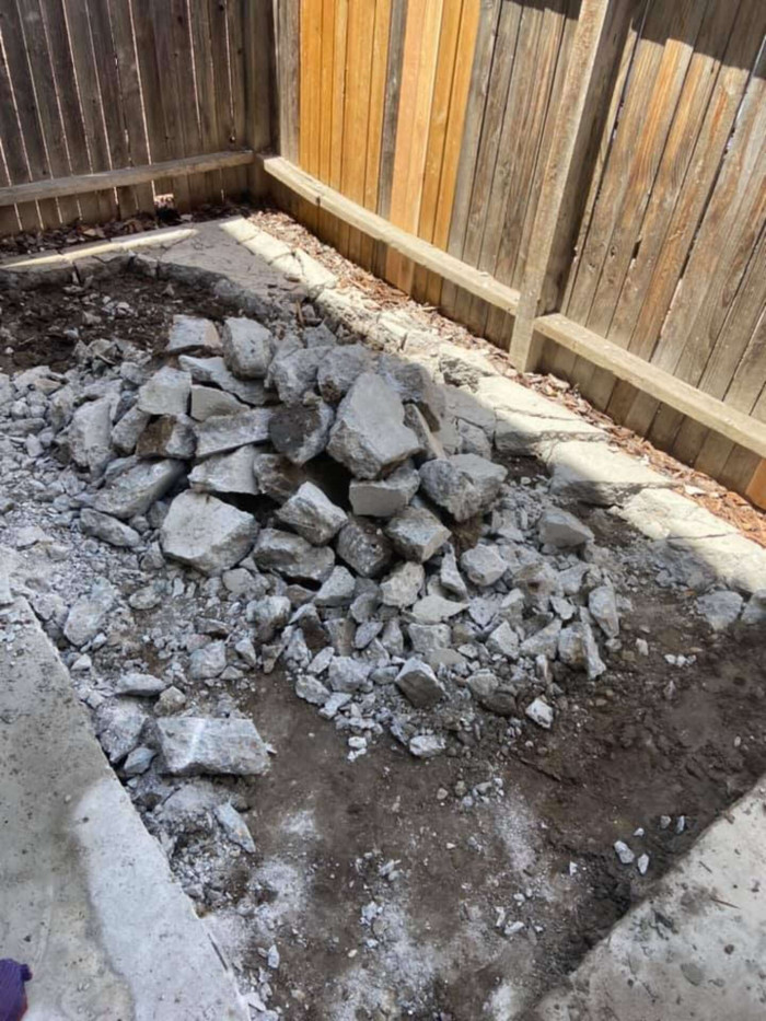 4. But that wasn't the end of her plans. She decided to turn the patio into a small grassed yard.