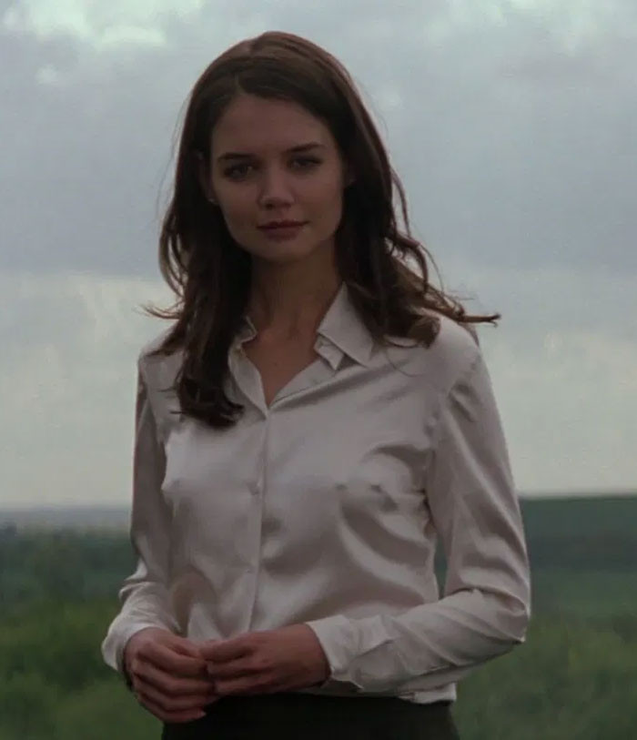 15. Katie Holmes turned down the offer to play Buffy in Buffy The Vampire Slayer because she wanted to finish high school, losing the opportunity to earn $15 million.