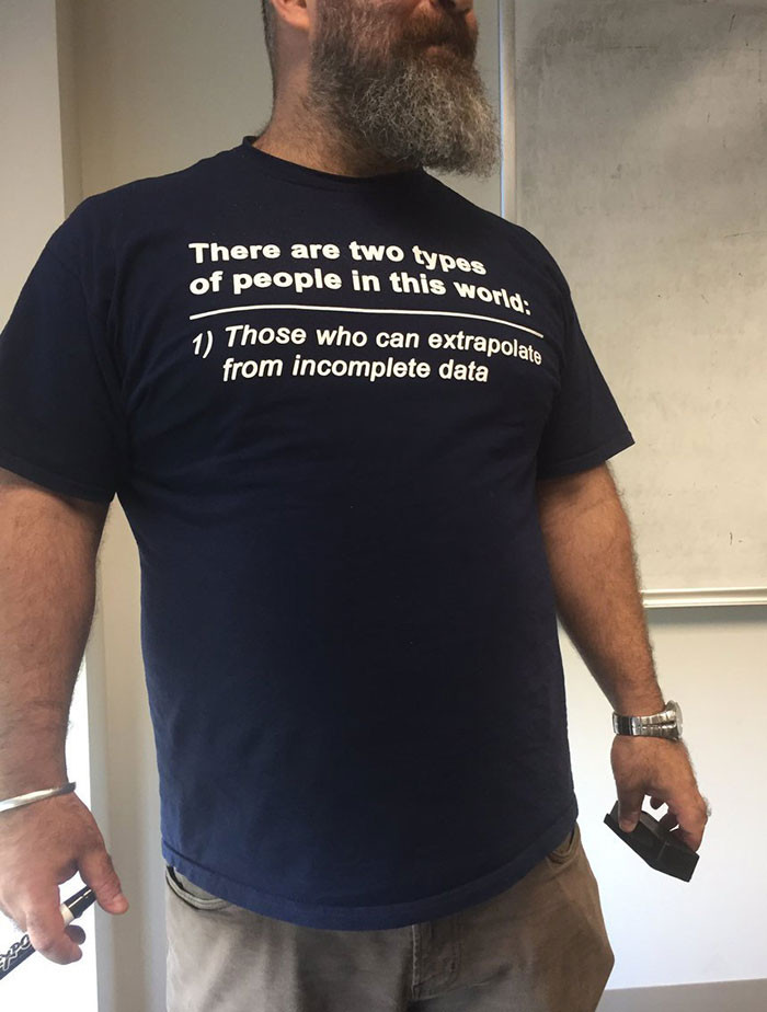 #12 Students Were Asking This Professor If His Shirt Is Missing The 2nd Part