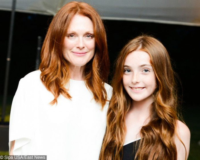 #10 Julianne Moore and Liv Freundlich
