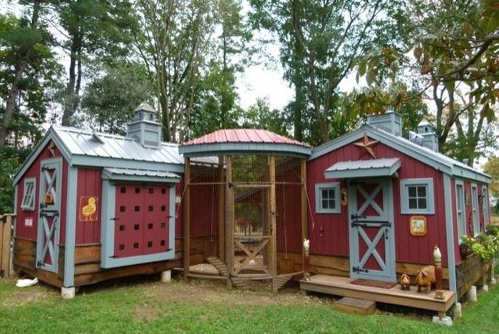 30 Photos Of Extremely Creative Chicken Coops - QBXOimojuqCg 9749 700