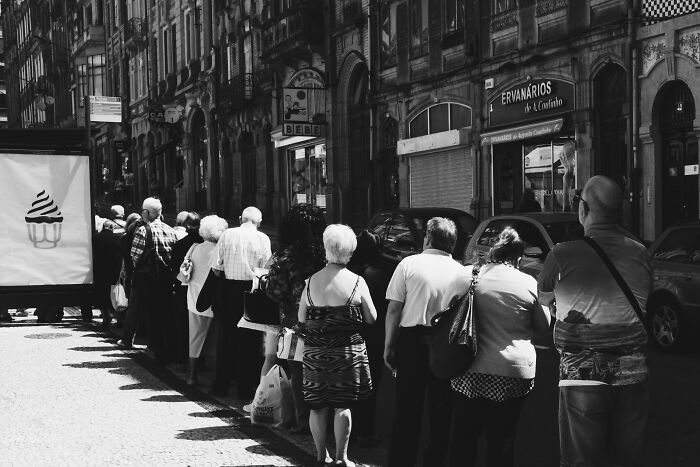 3. Queues in England