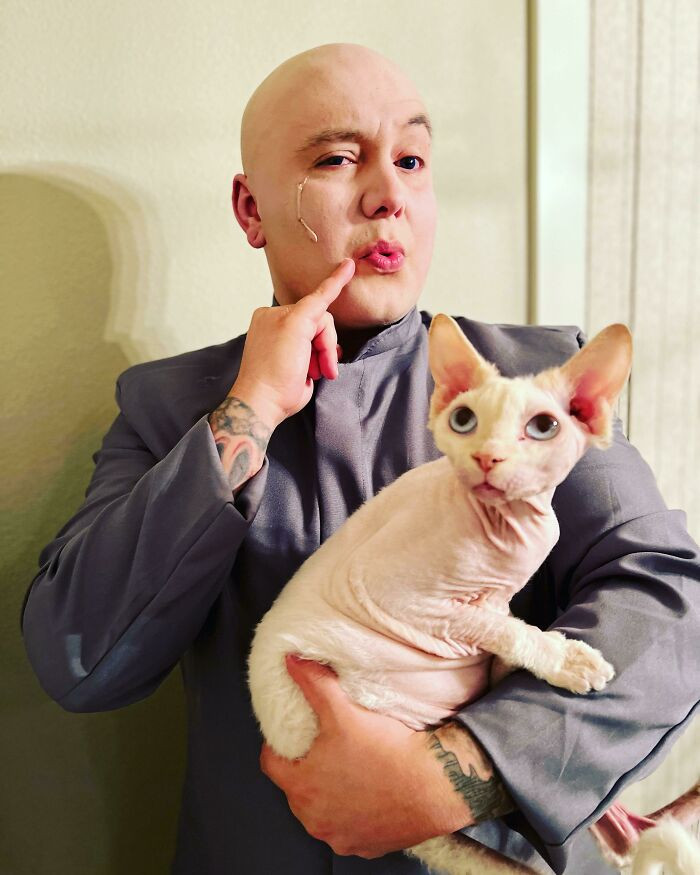 1. Dr. Evil and Mr. Bigglesworth for Halloween. Get ready!
