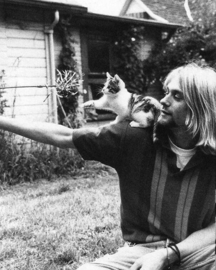 2. Kurt Cobain, Nirvana