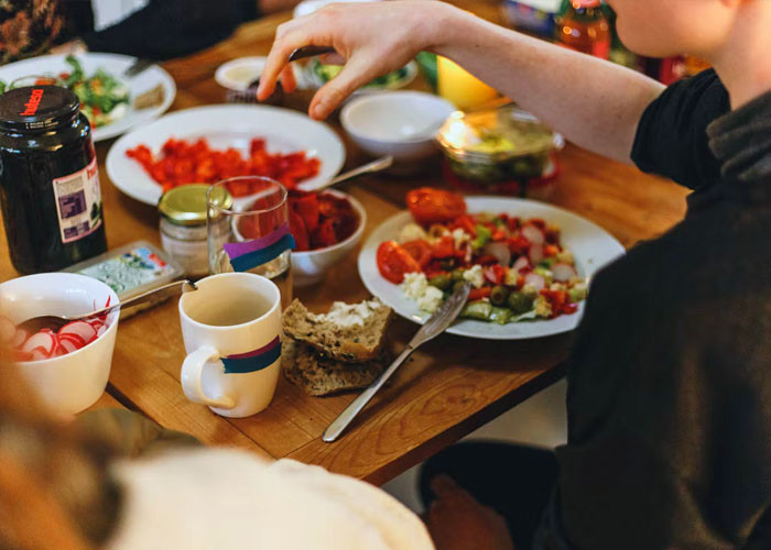 The definition of a stupid boss.