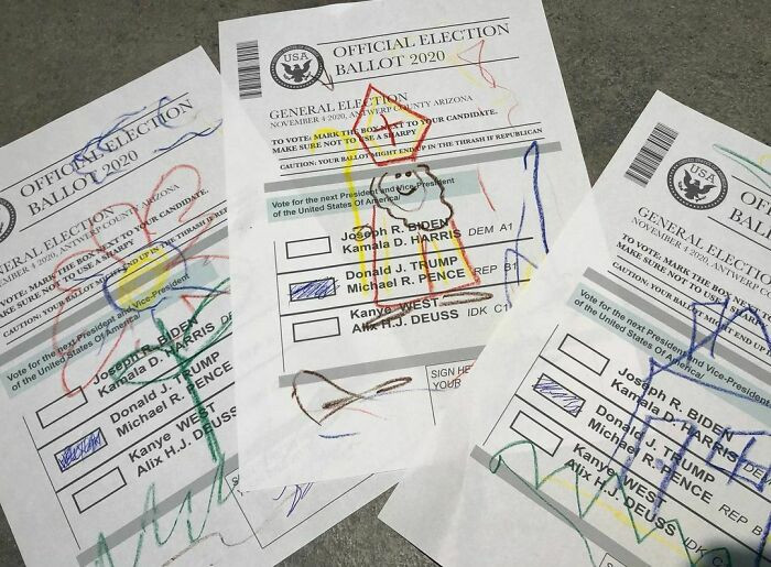 27. Recycle: On Our USA Trip Last Week, We Found Some Papers In A Trashcan. Perfect Paper For Alix To Draw On. Her First #Sinterklaas Drawings!