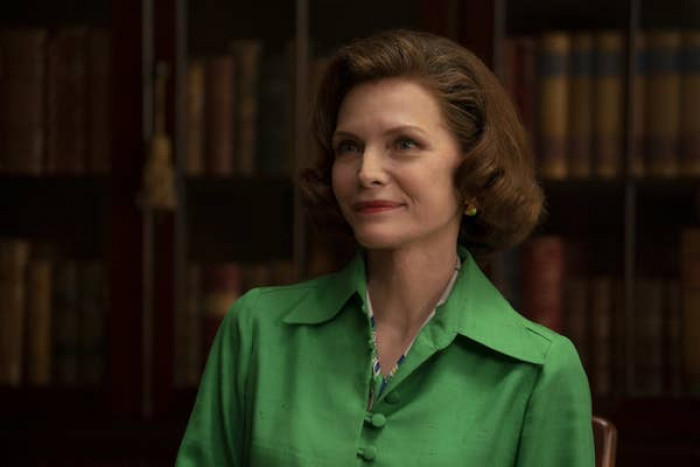 Michelle Pfeiffer playing Betty Ford in the series.