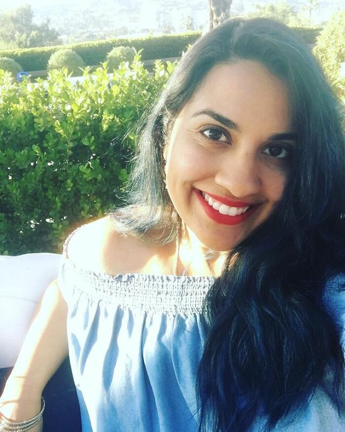 Alisha shared her story on Twitter after going on a first date with a guy in a café.