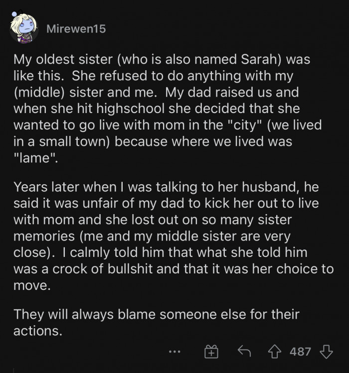 This user also has a sister who behaves in the same manner.