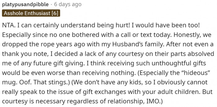 This redditor agrees to drop the rope. If she'll end up with a thoughtless gift, then it's better to not receive anything at all.