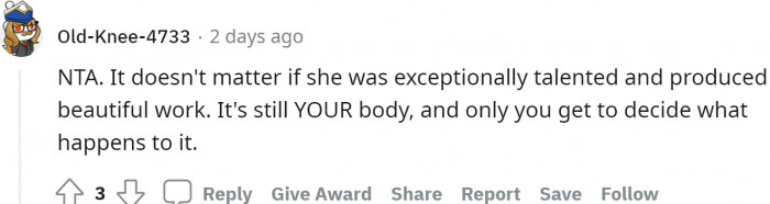 Getting a tattoo is a painful process, and not everyone seems to like having one on their skin.