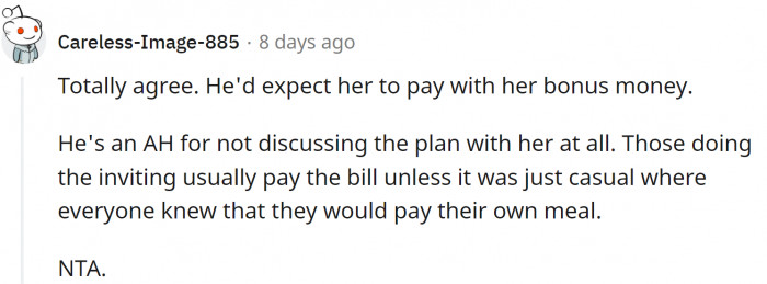 He didn't discuss payment with OP before the event.