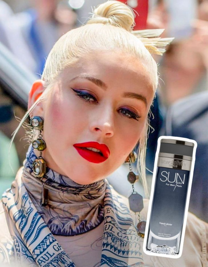 Other than wearing her brand of perfume, Christina Aguilera also chooses to use Frank Olivier’s Sun Java as a floral and citrusy alternative.