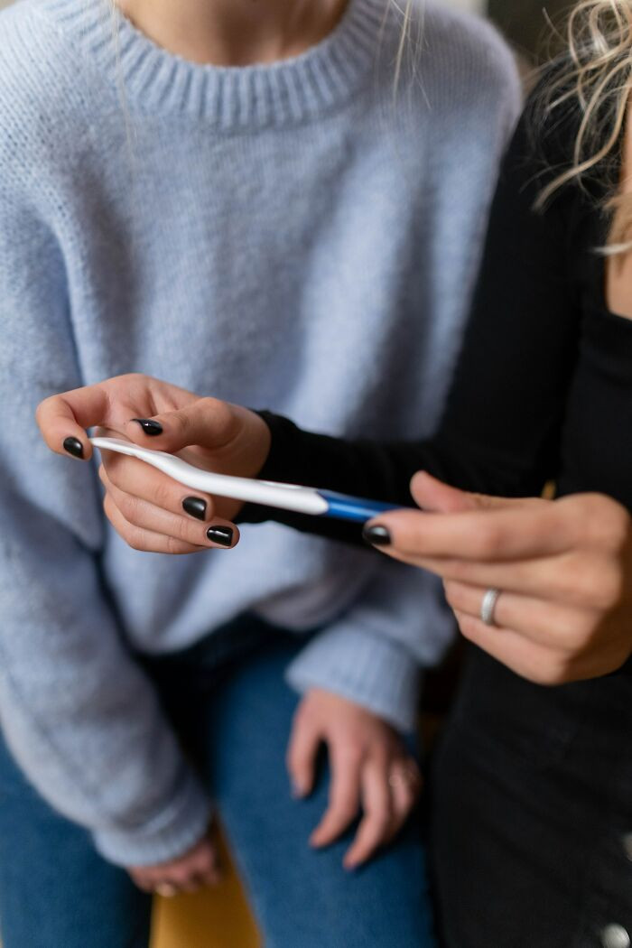 10. One carried both.