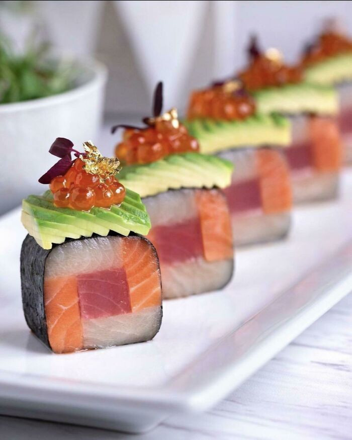 25. Amazing sashimi rolls