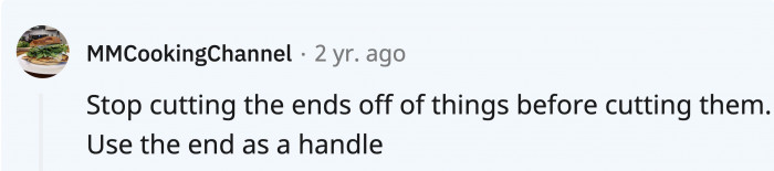 If you still can’t master the claw slicing technique, how about holding on to the ends?