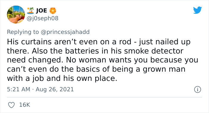 Many eagle-eyed viewers were quick to point out that the man was missing a curtain rod.