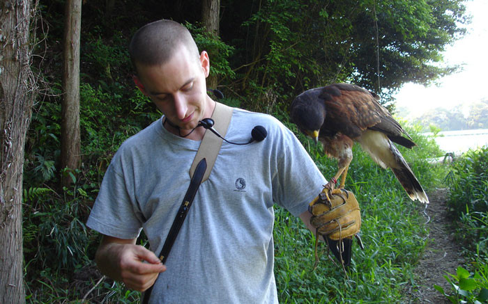 A falconer to ward off birds.