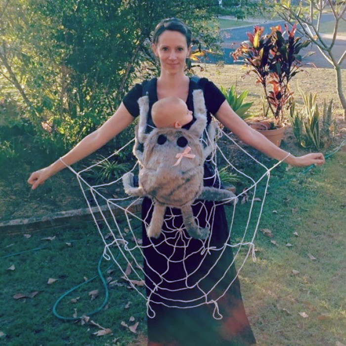 #11 Mom & Baby Spiderweb Costume