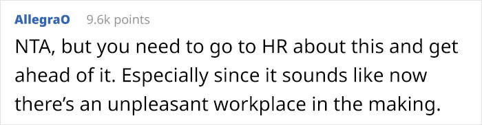 Redditors believe that HR needed to be involved.