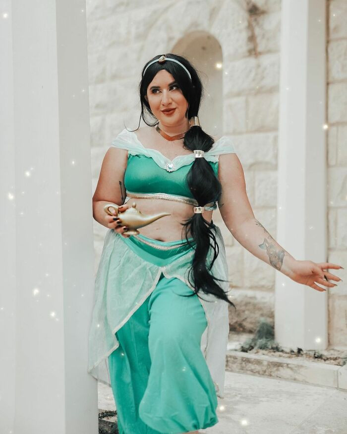 Plus-Size Models Are Posing As Disney Princesses, They're