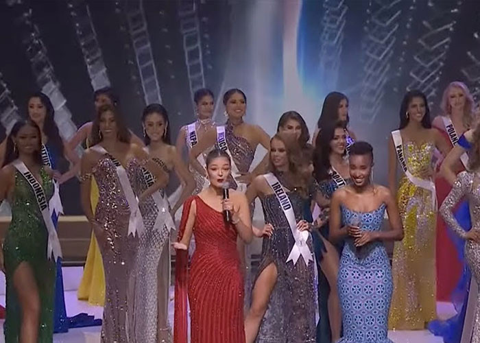 6. Pageant over science