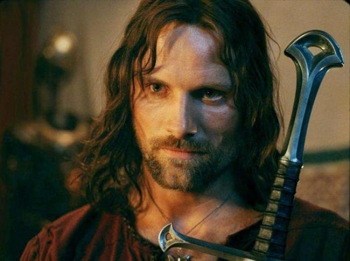 2. Viggo Mortensen mended his props and outfits to stay in character