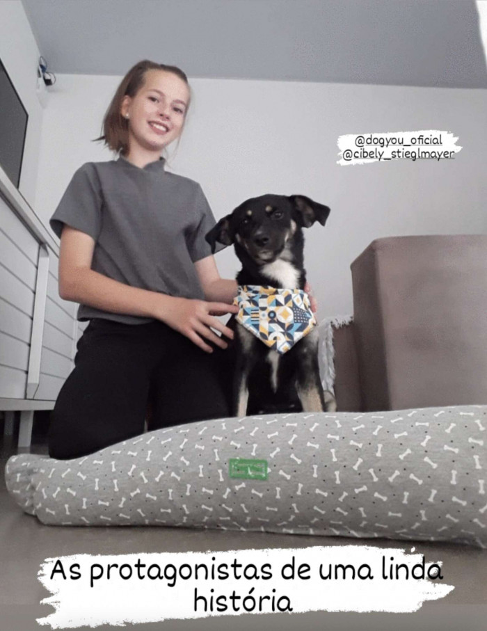 The girl who rescued the puppy is Cibely Stiegelmair; she is only 12 years old.