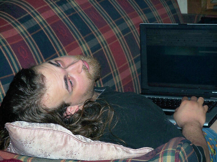 The world we live in has made experts in transforming our homes into workplaces