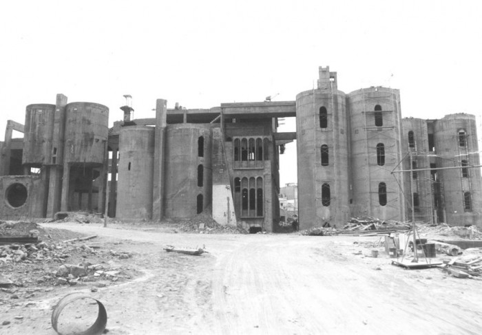 The old La Fábrica cement factory before the transformation.