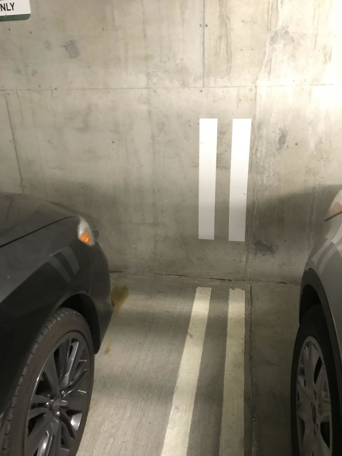 Extra lines for close parking