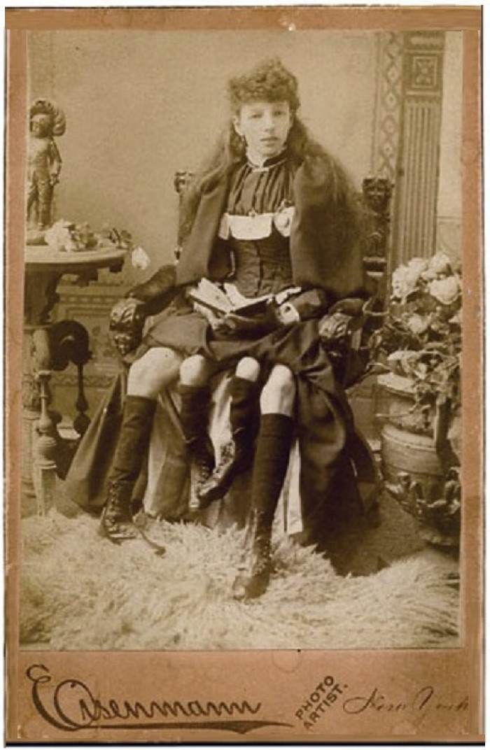 Photo card – Josephene Myrtle Corbin Four-Legged Girl (May 12, 1868 – May 6, 1928)