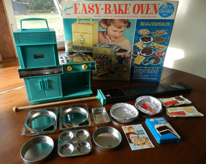 3. The Original Easy-Bake Oven