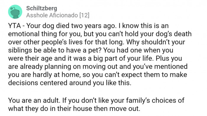 Redditors were quick to point out the obvious.