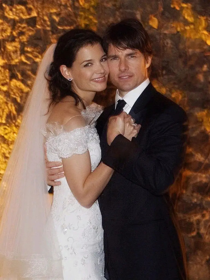24. Katie Holmes and Tom Cruise had a lavish wedding at the Odescalchi Castle in Italy and they reportedly spent £100,000 on just Chrome Hearts sunglasses as gifts for their guests