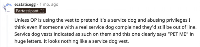 It looks nothing like a service dog vest