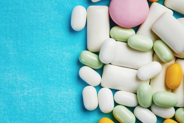 A concerned dog lover begs people to not feed dogs all kinds of candy.