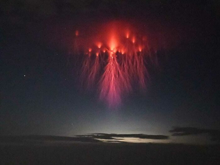 19. A Rare Thunderstorm Phenomenon: Red Space Lightning Called Sprites That Look Like Jellyfish