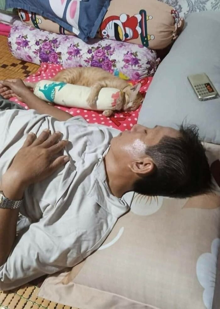 19. Matching sleep positions achieved. Friendship level unlocked.