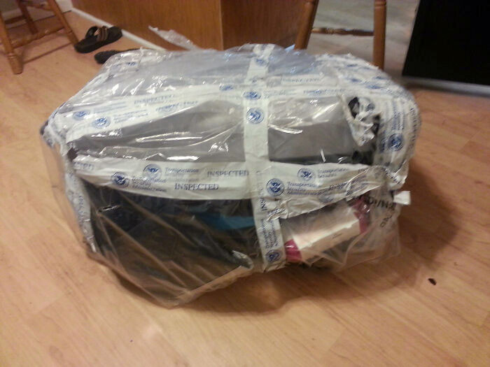 22. What The TSA Do With Your Luggage When They Can't Close It Back