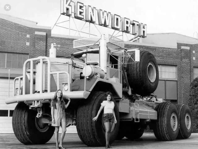 17. 1959 Kenworth 963 6×6