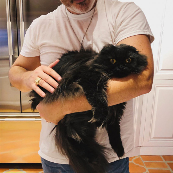 “This is how daddy holds me. Mommy thinks it’s weird but I love it.”