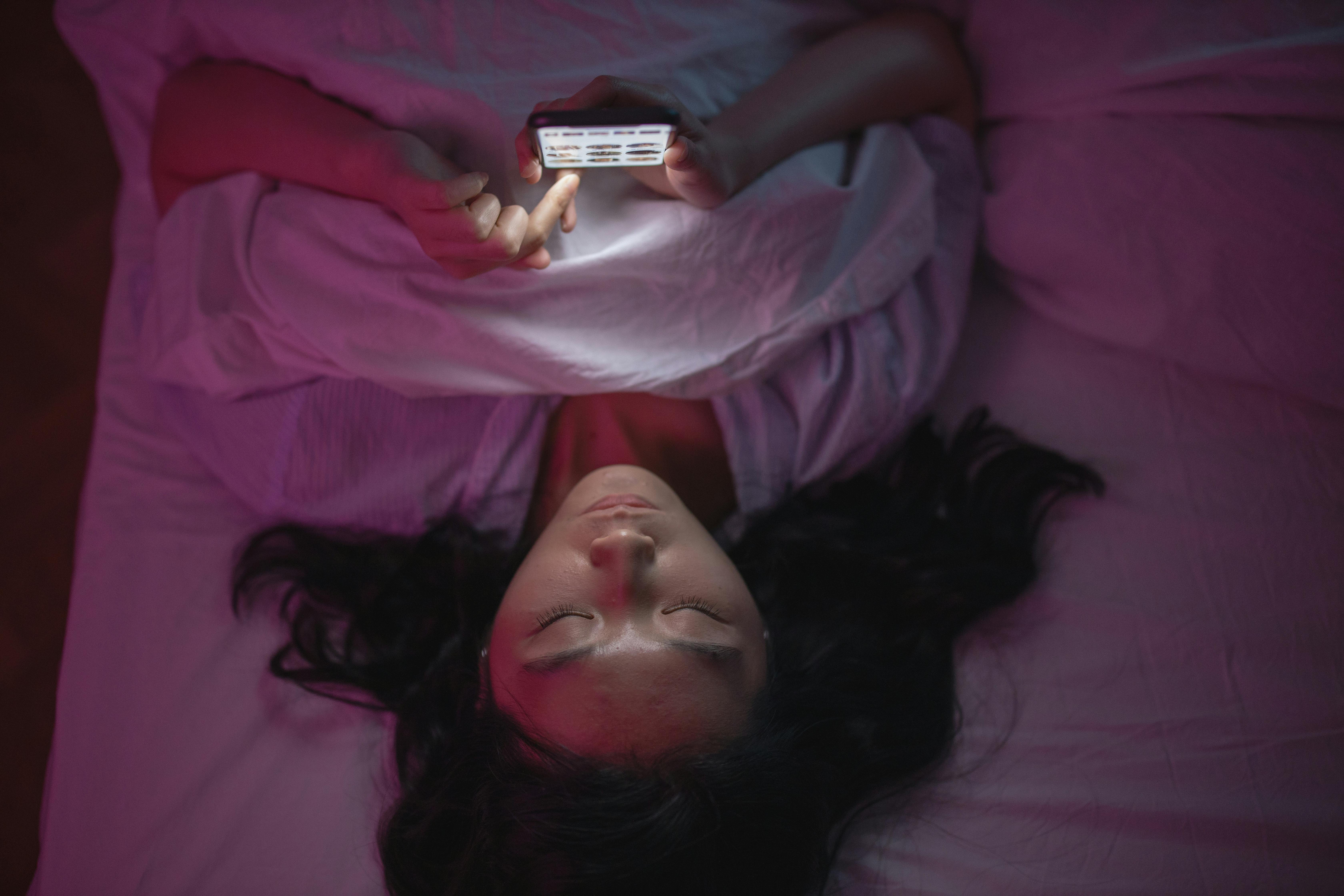 There's a reason we fight our heavy eyelids with scrolling...